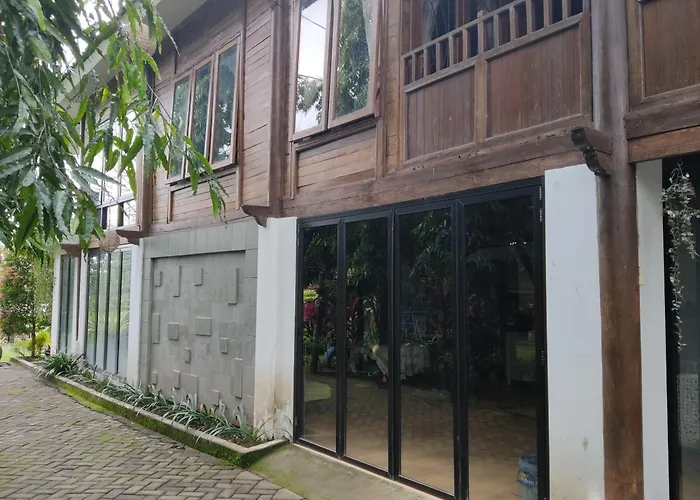 Yutaka Inn Aurila Dinoyo Malang