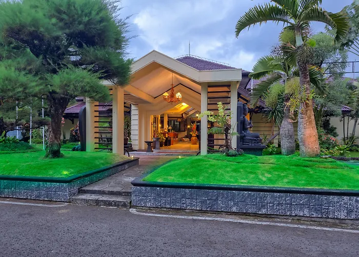 Montana DuaHotel Malang