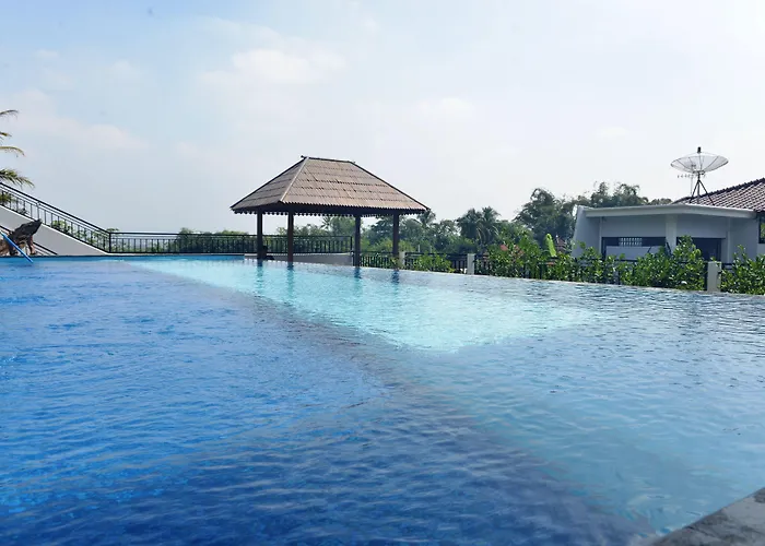Malang Hill Syariah RedPartner Hotel